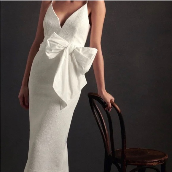 Rebecca Vallance Genevieve Bow V-Neck Sheath Midi Dress - Picture 1 of 2